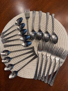 Vintage Interpur Floral Florenz Stainless Flatware Set - made in Japan